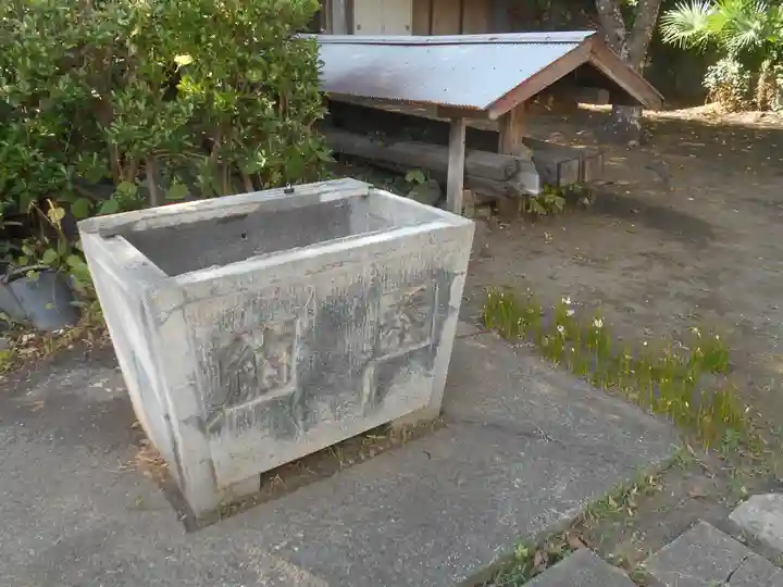 梶原御霊神社の手水舎
