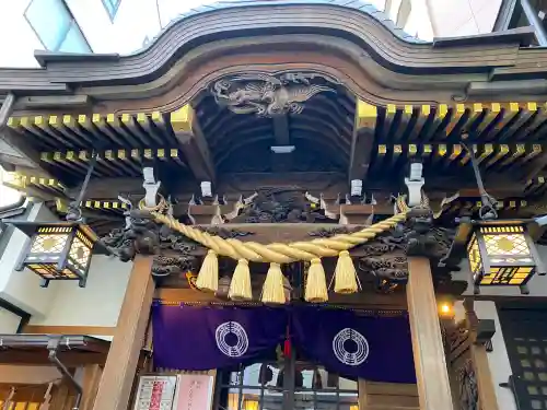 小網神社の{uncategorized: "未分類", other: "その他", undefined: "問題あり", building: "その他建物", grave: "お墓", sacred_gate: "鳥居", guardian: "狛犬", statue: "像", buddha: "仏像", history: "歴史", nature: "自然", garden: "庭園", animal: "動物", pagoda: "塔", temizu: "手水舎", mountain_gate: "山門・神門", sanctuary: "本殿・本堂", subordinate: "末社・摂社", art: "芸術", scenery: "景色", jizo: "地蔵", ema: "絵馬", goshuin: "御朱印", omikuji: "おみくじ", items: "授与品その他", amulet: "お守り", goshuincho: "御朱印帳", eats: "食事", festival: "お祭り", votive_dance: "神楽", shichigosan: "七五三参", wedding: "結婚式", experience: "体験その他", initially: "初詣", around: "周辺", anti_infection: "感染症対策"}