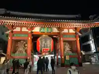 浅草寺の山門・神門