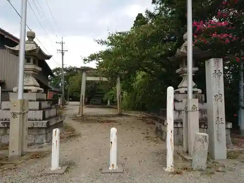 神明社（丹陽町九日市場）の鳥居