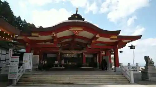 石鎚神社の本殿