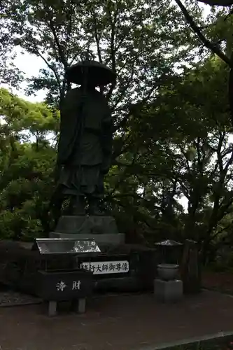 恩山寺の像