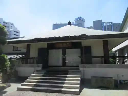 正受院の本殿・本堂