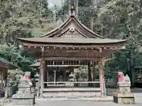 貴船神社奥宮の{uncategorized: "未分類", other: "その他", undefined: "問題あり", building: "その他建物", grave: "お墓", sacred_gate: "鳥居", guardian: "狛犬", statue: "像", buddha: "仏像", history: "歴史", nature: "自然", garden: "庭園", animal: "動物", pagoda: "塔", temizu: "手水舎", mountain_gate: "山門・神門", sanctuary: "本殿・本堂", subordinate: "末社・摂社", art: "芸術", scenery: "景色", jizo: "地蔵", ema: "絵馬", goshuin: "御朱印", omikuji: "おみくじ", items: "授与品その他", amulet: "お守り", goshuincho: "御朱印帳", eats: "食事", festival: "お祭り", votive_dance: "神楽", shichigosan: "七五三参", wedding: "結婚式", experience: "体験その他", initially: "初詣", around: "周辺", anti_infection: "感染症対策"}
