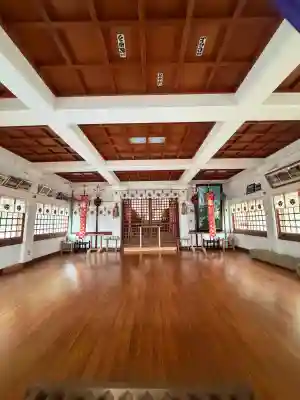 織幡神社の{uncategorized: "未分類", other: "その他", undefined: "問題あり", building: "その他建物", grave: "お墓", sacred_gate: "鳥居", guardian: "狛犬", statue: "像", buddha: "仏像", history: "歴史", nature: "自然", garden: "庭園", animal: "動物", pagoda: "塔", temizu: "手水舎", mountain_gate: "山門・神門", sanctuary: "本殿・本堂", subordinate: "末社・摂社", art: "芸術", scenery: "景色", jizo: "地蔵", ema: "絵馬", goshuin: "御朱印", omikuji: "おみくじ", items: "授与品その他", amulet: "お守り", goshuincho: "御朱印帳", eats: "食事", festival: "お祭り", votive_dance: "神楽", shichigosan: "七五三参", wedding: "結婚式", experience: "体験その他", initially: "初詣", around: "周辺", anti_infection: "感染症対策"}