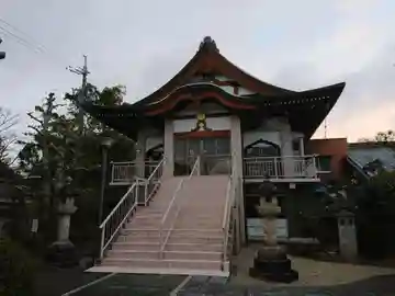 徳応寺の本殿・本堂