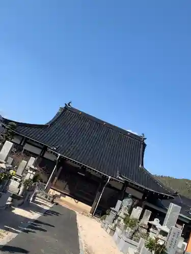 安養寺の本殿・本堂