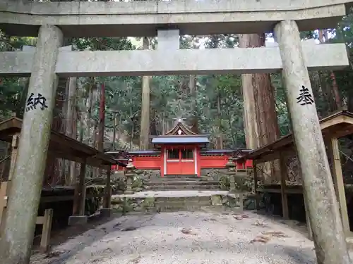 室生龍穴神社の鳥居