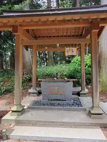 磯山神社の手水舎