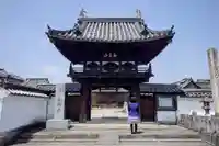 本行寺の山門・神門