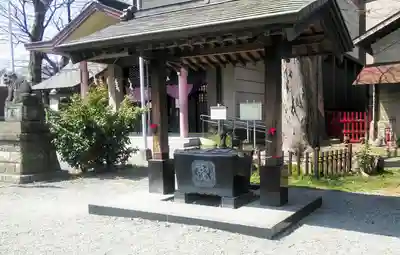 日野八坂神社の手水舎