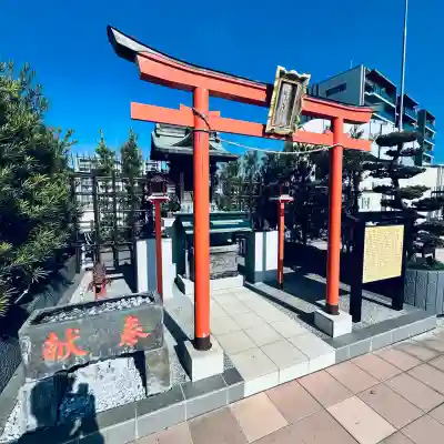 民部稲荷神社(丸広百貨店屋上)(埼玉県)