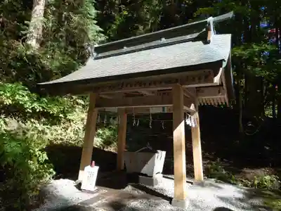 戸隠神社宝光社の手水舎