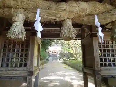 宗形神社の山門・神門
