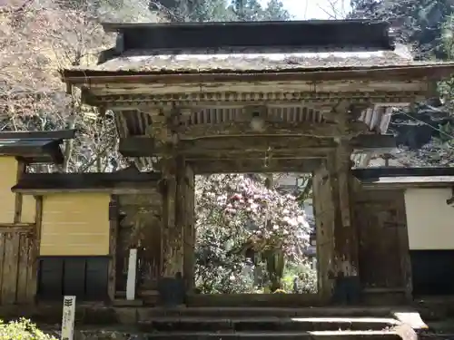 横蔵寺(岐阜県)