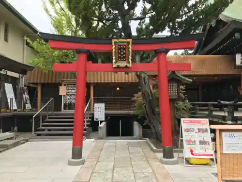 白山神社の鳥居