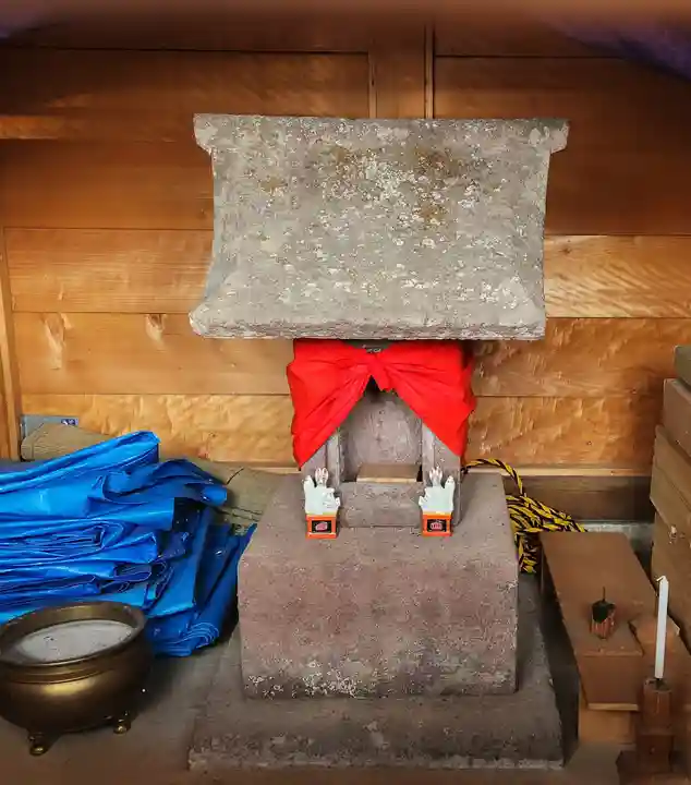 山岸稲荷神社の本殿・本堂