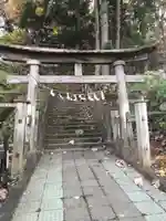 諏訪神社の鳥居