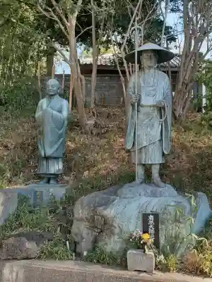 医王寺の{uncategorized: "未分類", other: "その他", undefined: "問題あり", building: "その他建物", grave: "お墓", sacred_gate: "鳥居", guardian: "狛犬", statue: "像", buddha: "仏像", history: "歴史", nature: "自然", garden: "庭園", animal: "動物", pagoda: "塔", temizu: "手水舎", mountain_gate: "山門・神門", sanctuary: "本殿・本堂", subordinate: "末社・摂社", art: "芸術", scenery: "景色", jizo: "地蔵", ema: "絵馬", goshuin: "御朱印", omikuji: "おみくじ", items: "授与品その他", amulet: "お守り", goshuincho: "御朱印帳", eats: "食事", festival: "お祭り", votive_dance: "神楽", shichigosan: "七五三参", wedding: "結婚式", experience: "体験その他", initially: "初詣", around: "周辺", anti_infection: "感染症対策"}
