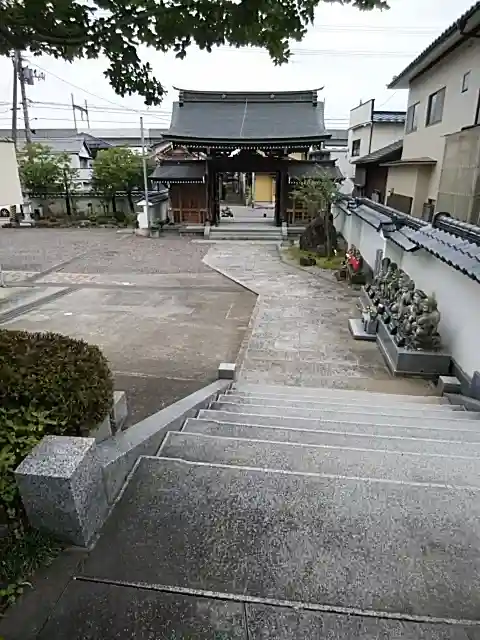 阿弥陀寺の山門・神門