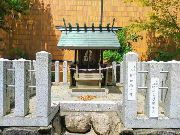 八幡社(四女子八幡社)の末社・摂社