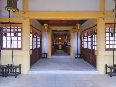 六社神社の本殿・本堂