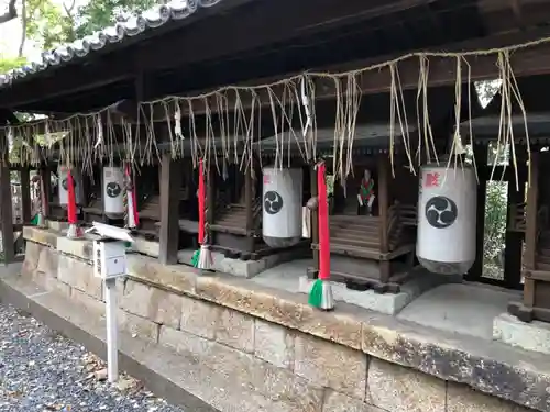 羽束師坐高御産日神社の末社・摂社