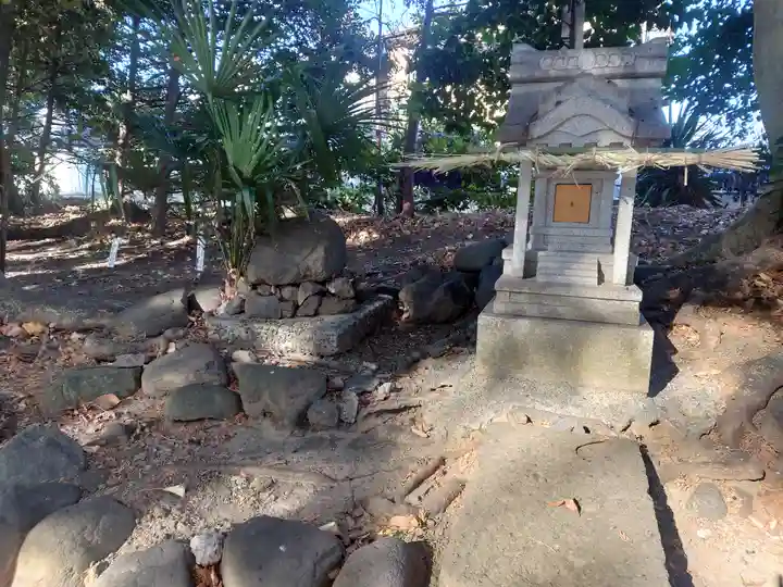 諏訪明神の末社・摂社