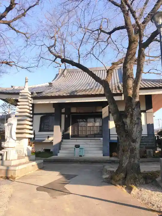 密弘寺の本殿・本堂