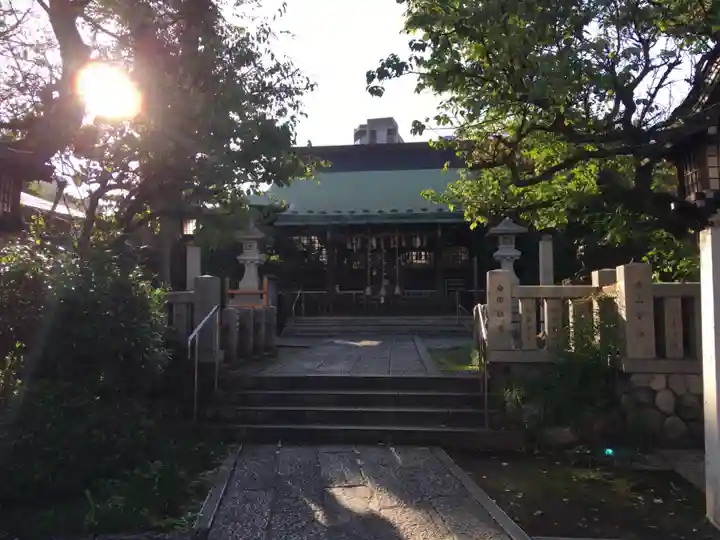 新宿下落合氷川神社の本殿・本堂