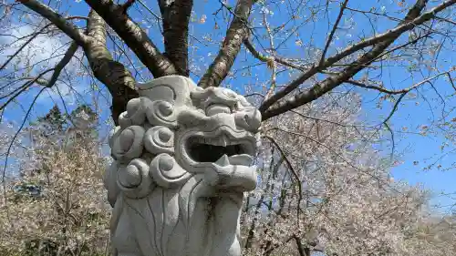 明和神社の{uncategorized: "未分類", other: "その他", undefined: "問題あり", building: "その他建物", grave: "お墓", sacred_gate: "鳥居", guardian: "狛犬", statue: "像", buddha: "仏像", history: "歴史", nature: "自然", garden: "庭園", animal: "動物", pagoda: "塔", temizu: "手水舎", mountain_gate: "山門・神門", sanctuary: "本殿・本堂", subordinate: "末社・摂社", art: "芸術", scenery: "景色", jizo: "地蔵", ema: "絵馬", goshuin: "御朱印", omikuji: "おみくじ", items: "授与品その他", amulet: "お守り", goshuincho: "御朱印帳", eats: "食事", festival: "お祭り", votive_dance: "神楽", shichigosan: "七五三参", wedding: "結婚式", experience: "体験その他", initially: "初詣", around: "周辺", anti_infection: "感染症対策"}