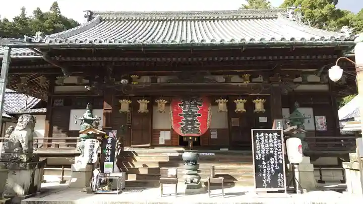 柳谷観音 楊谷寺の本殿・本堂