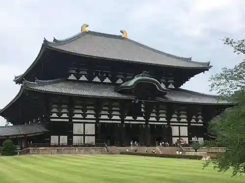 東大寺の本殿