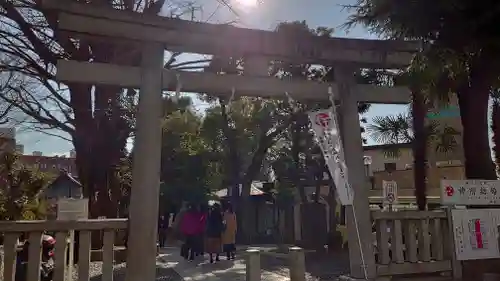 鳩森八幡神社の鳥居