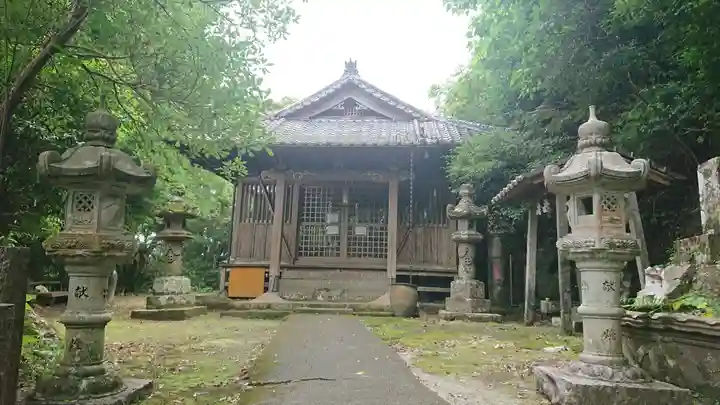 玉山神社の本殿・本堂