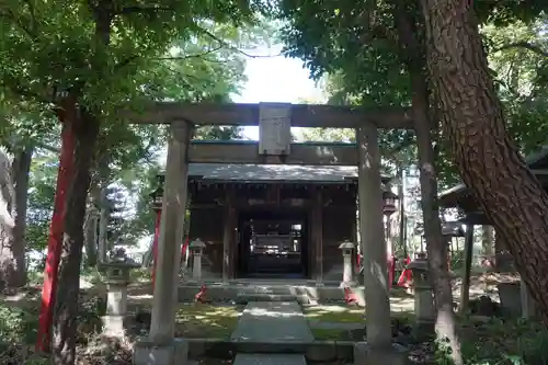 四本木稲荷神社の鳥居