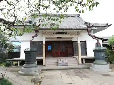 法善寺の本殿・本堂