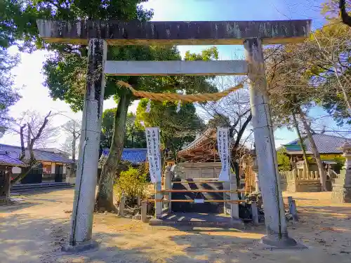 稲木神社（寄木町）の鳥居