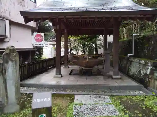 安積國造神社の手水