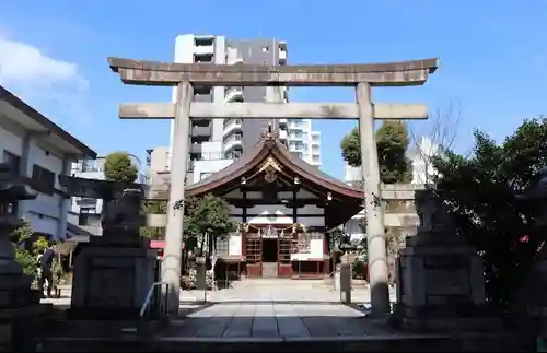 三輪神社の鳥居