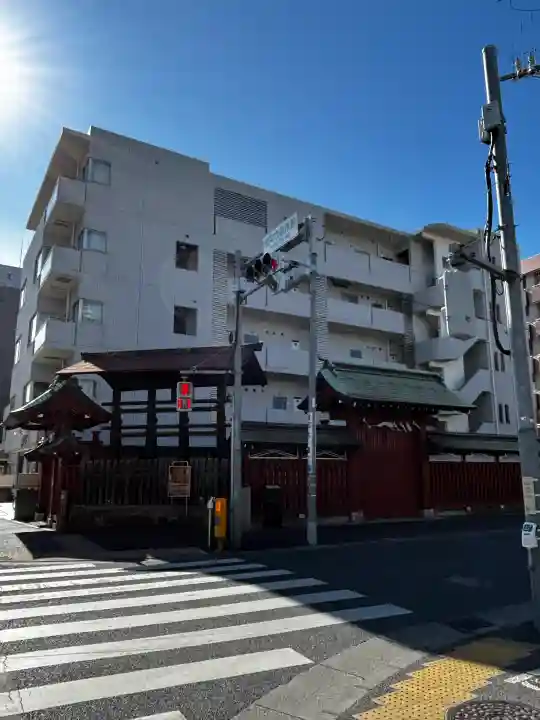 大國魂神社 御旅所(府中高札場跡)の{uncategorized: "未分類", other: "その他", undefined: "問題あり", building: "その他建物", grave: "お墓", sacred_gate: "鳥居", guardian: "狛犬", statue: "像", buddha: "仏像", history: "歴史", nature: "自然", garden: "庭園", animal: "動物", pagoda: "塔", temizu: "手水舎", mountain_gate: "山門・神門", sanctuary: "本殿・本堂", subordinate: "末社・摂社", art: "芸術", scenery: "景色", jizo: "地蔵", ema: "絵馬", goshuin: "御朱印", omikuji: "おみくじ", items: "授与品その他", amulet: "お守り", goshuincho: "御朱印帳", eats: "食事", festival: "お祭り", votive_dance: "神楽", shichigosan: "七五三参", wedding: "結婚式", experience: "体験その他", initially: "初詣", around: "周辺", anti_infection: "感染症対策"}