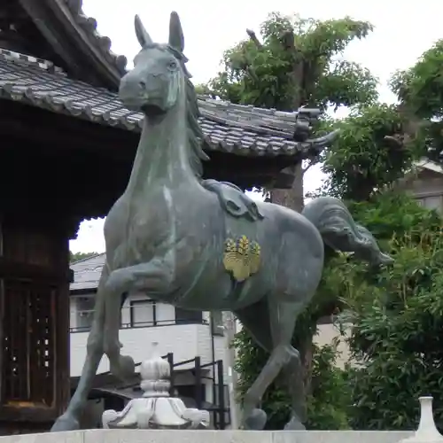 白鳥神社の狛犬