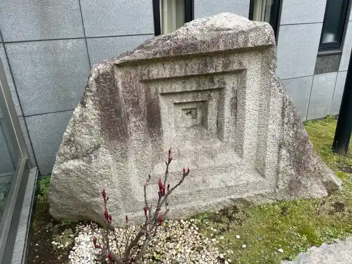 善慶寺の{uncategorized: "未分類", other: "その他", undefined: "問題あり", building: "その他建物", grave: "お墓", sacred_gate: "鳥居", guardian: "狛犬", statue: "像", buddha: "仏像", history: "歴史", nature: "自然", garden: "庭園", animal: "動物", pagoda: "塔", temizu: "手水舎", mountain_gate: "山門・神門", sanctuary: "本殿・本堂", subordinate: "末社・摂社", art: "芸術", scenery: "景色", jizo: "地蔵", ema: "絵馬", goshuin: "御朱印", omikuji: "おみくじ", items: "授与品その他", amulet: "お守り", goshuincho: "御朱印帳", eats: "食事", festival: "お祭り", votive_dance: "神楽", shichigosan: "七五三参", wedding: "結婚式", experience: "体験その他", initially: "初詣", around: "周辺", anti_infection: "感染症対策"}