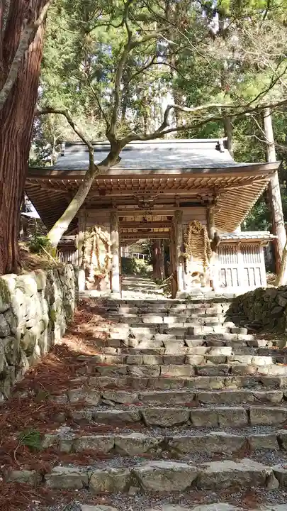 百済寺の山門・神門