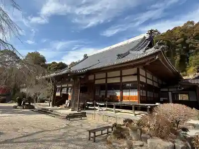 高月院の{uncategorized: "未分類", other: "その他", undefined: "問題あり", building: "その他建物", grave: "お墓", sacred_gate: "鳥居", guardian: "狛犬", statue: "像", buddha: "仏像", history: "歴史", nature: "自然", garden: "庭園", animal: "動物", pagoda: "塔", temizu: "手水舎", mountain_gate: "山門・神門", sanctuary: "本殿・本堂", subordinate: "末社・摂社", art: "芸術", scenery: "景色", jizo: "地蔵", ema: "絵馬", goshuin: "御朱印", omikuji: "おみくじ", items: "授与品その他", amulet: "お守り", goshuincho: "御朱印帳", eats: "食事", festival: "お祭り", votive_dance: "神楽", shichigosan: "七五三参", wedding: "結婚式", experience: "体験その他", initially: "初詣", around: "周辺", anti_infection: "感染症対策"}