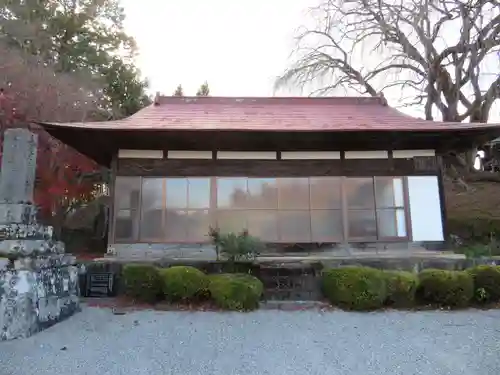 見法寺の本殿・本堂