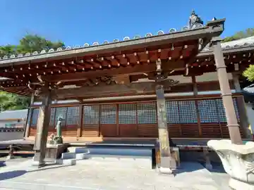 勝龍寺の本殿・本堂