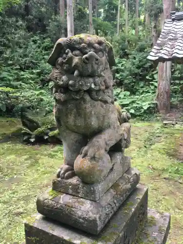 猿田彦神社の狛犬