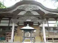 龍昌寺の本殿