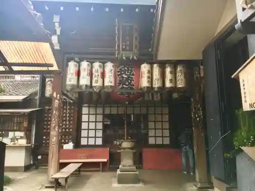 仲源寺の本殿